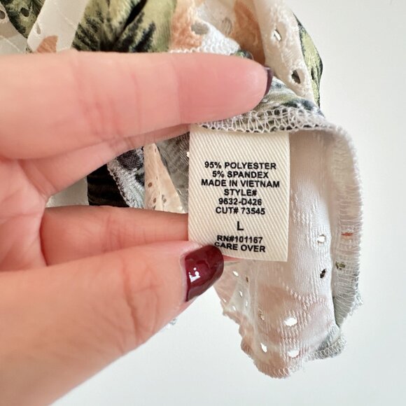 Cute Short Sleeve Leaves Print Eyelet Loose Fit Top - Picture 3 of 5